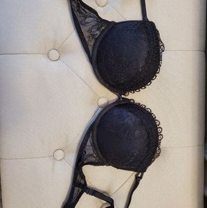 Black lace bra